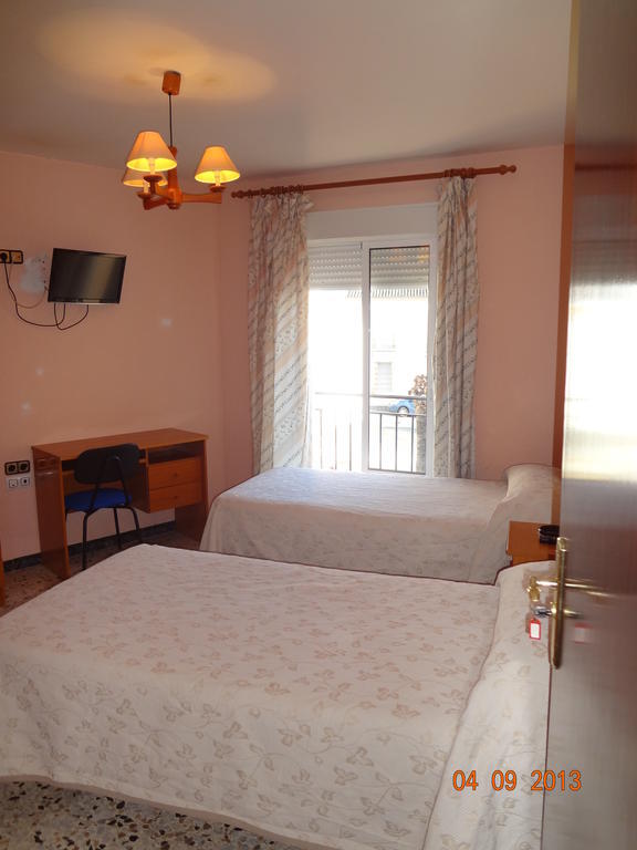 Hostal San Pedro Sanlúcar la Mayor Zewnętrze zdjęcie
