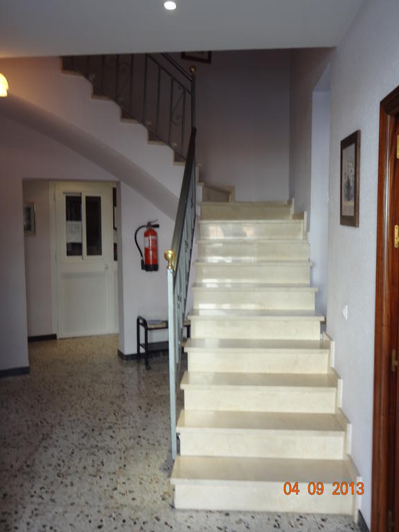 Hostal San Pedro Sanlúcar la Mayor Zewnętrze zdjęcie